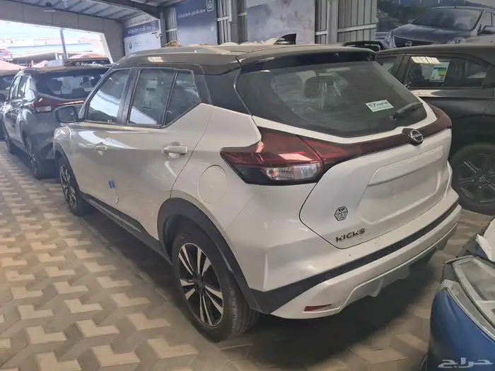 نيسان كيكس نص الفل موديل 2024 0