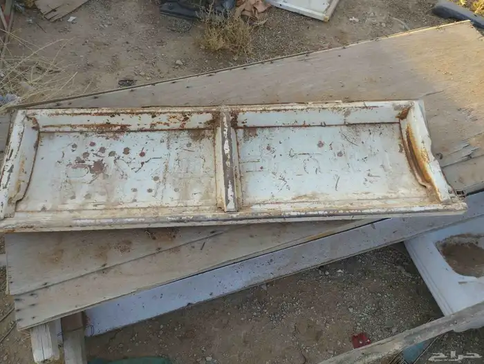 باب صندو ق د دسن موديل 78. و 79 1