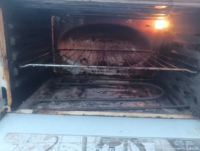 سلام عليكم اعرض لكم براده وا فرن 6