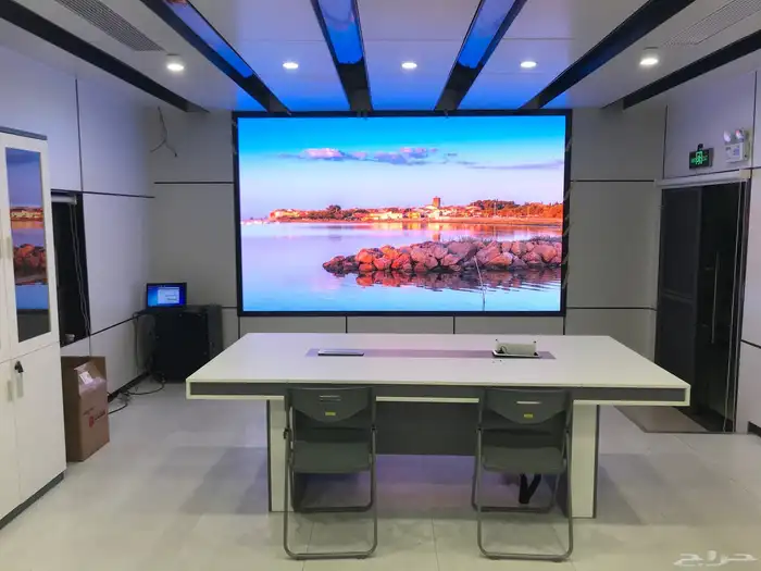 شاشات عرض LED كبيرة مقاسات حسب الطلب خارجي وداخلي 7