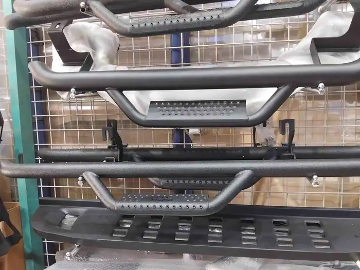 دعاسات جنبيه جميع انواع السيارات التواصل 2