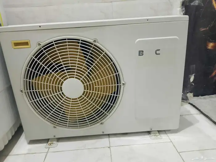 مكيف اسبليت نظيف جدا للبيع 1