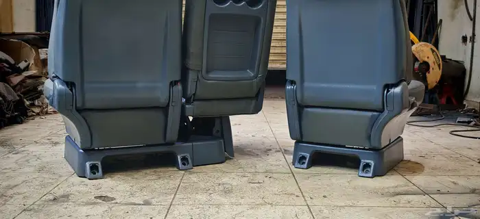 مقاعد باص هنداي اتش 1 يركب كل المديلات بنزين 7