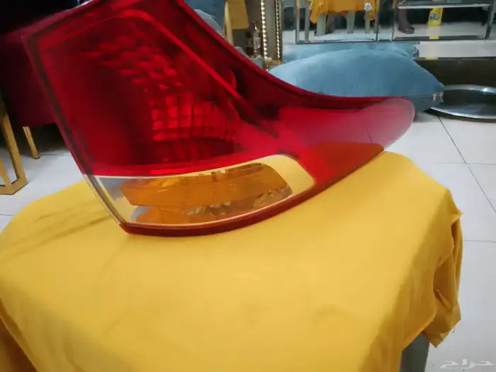 اسطب سياره هونداي فيراكوز موديل 2010 جهت اليسار أصلي مستعمل 0