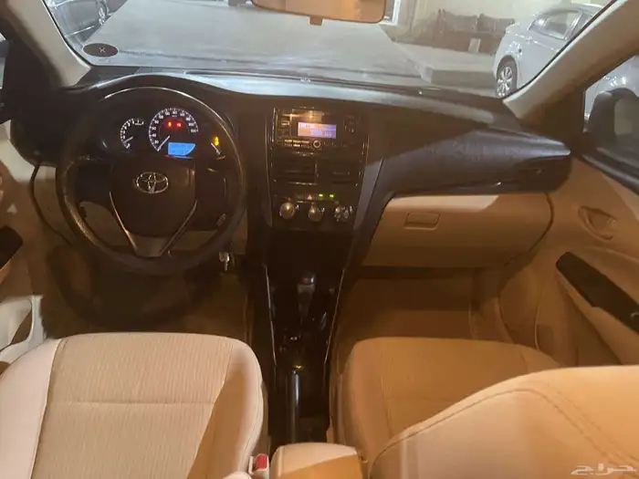 تويوتا يارس 2021 4