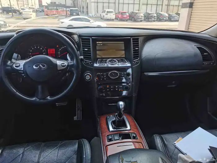 انفنتي FX35 لوحة شبه مميز 9