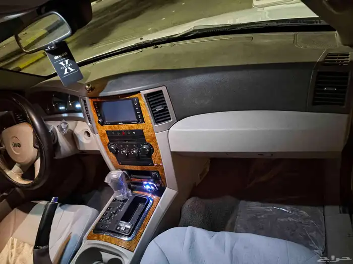 جيب جراند شيروكي 2008 12