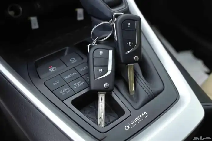 تويوتا راف فور LE دفع رباعي أقل هامش ربح وأقل قسط شهري 6