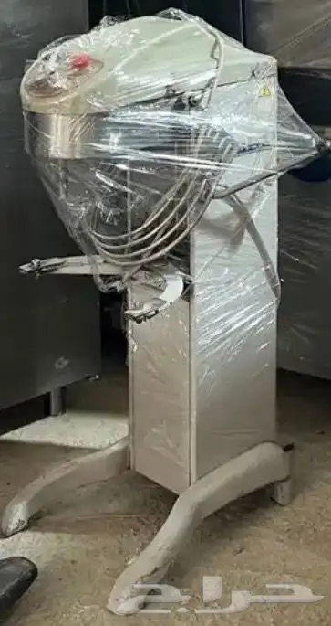 معدات مطعم عجانه حلزوني خلاط كوكبي مضرب خفق ايطاليه اصليه 1