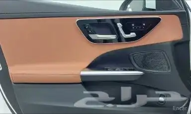 Mercedes-Benz C200 AMG Line 2025 13