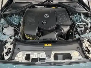 مرسيدس E200 موديل 2024 4