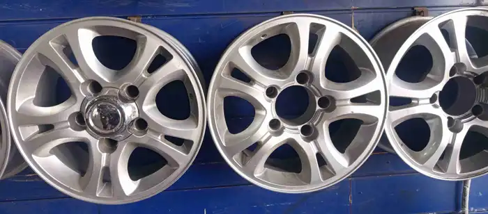 جنوط جيب تايوتاء في اكس   جي اكس مقاس 17 معرض 0