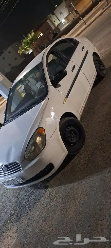 للبيع اكسنت 2009 2