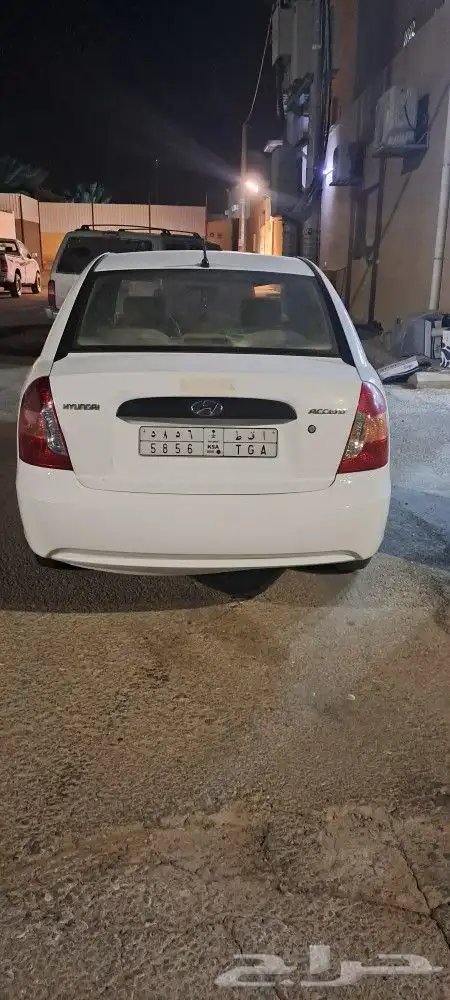 للبيع اكسنت 2009 0