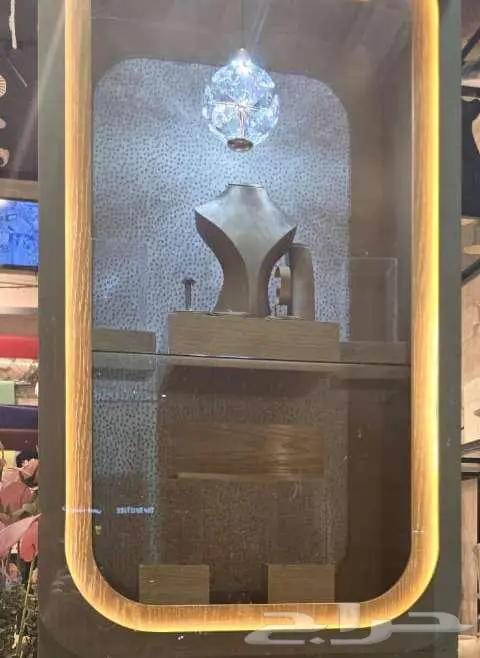 ستاند (عربية) ملكة أو شبكة 0