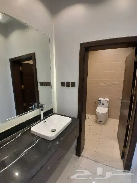 للبيع فيلا دبلكس دورين وملحق تشطيب VIPبدرة الموسي قرب الممشى 27