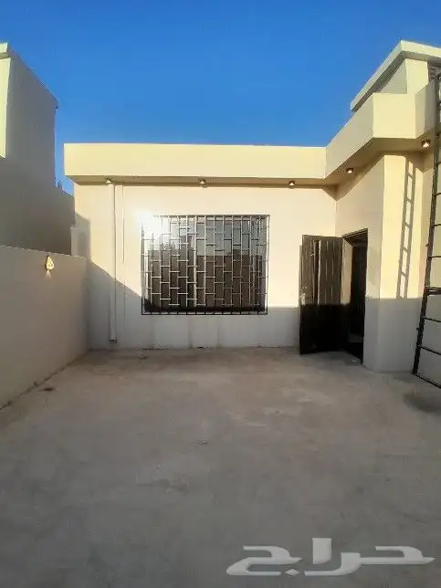 للبيع روف علوي مع ملحق تشطيب راقي 9غرف حي الطلح من 750الف 34