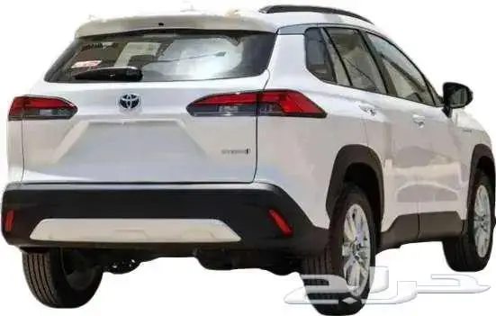 كورولا كروس ليمتد موديل 2024 وفي 2025 4