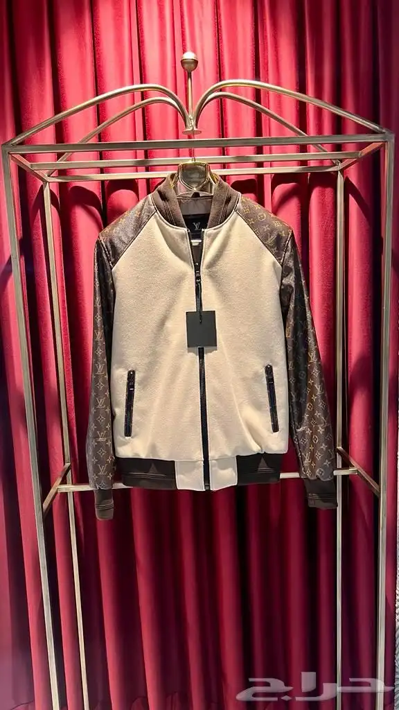 أفخم جاكيتات من أرقى الماركات العالمية 65