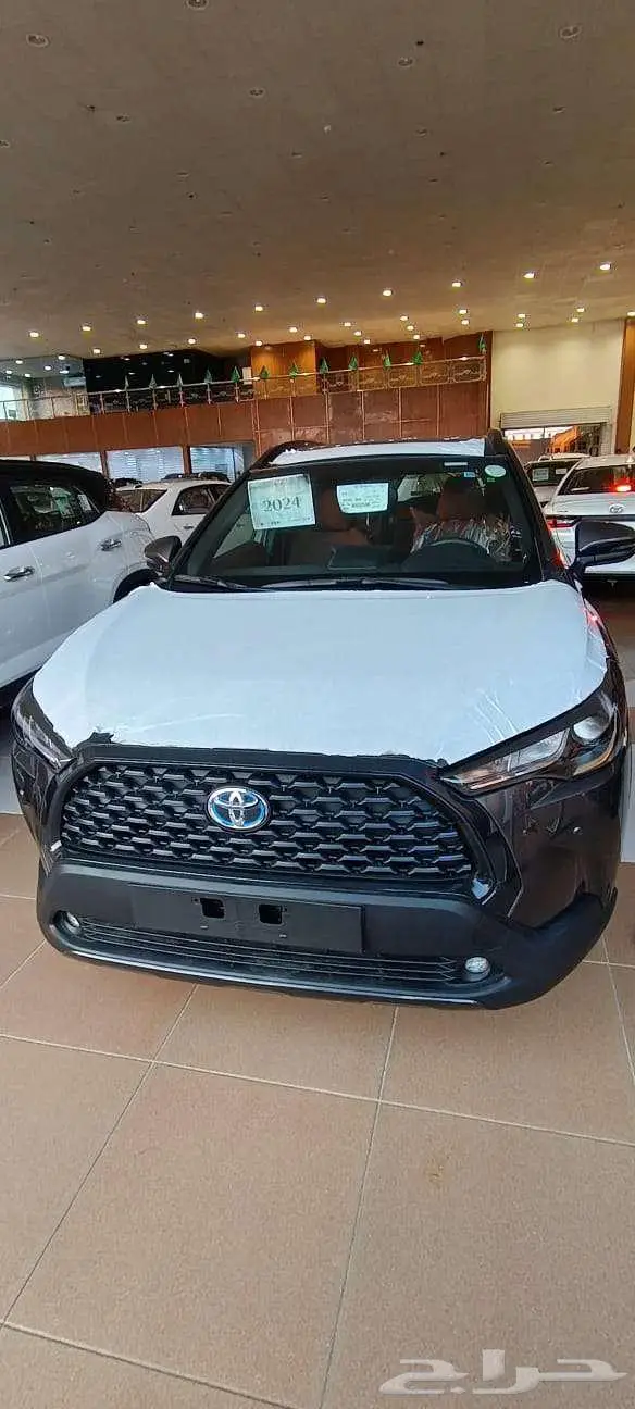 تويوتا كورولا كروس نص فل فتحة 2024 هايبرد 0