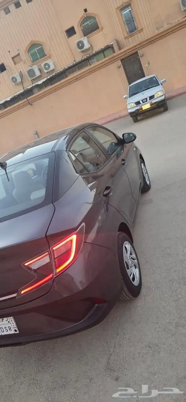 هونداي i10 2023 2