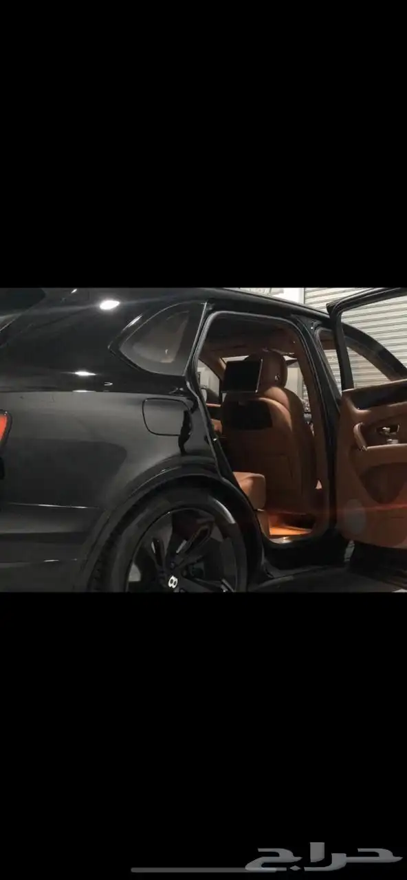 جيب بنتلي بنتياقا 2017 نظيف ممشى قليل 5