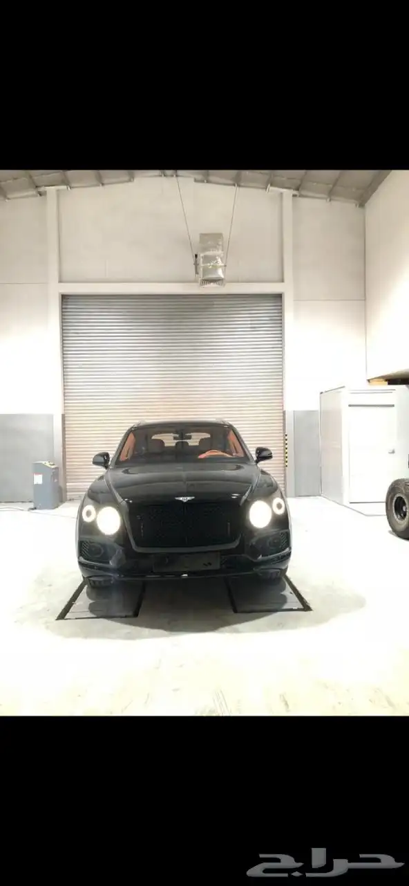جيب بنتلي بنتياقا 2017 نظيف ممشى قليل 2
