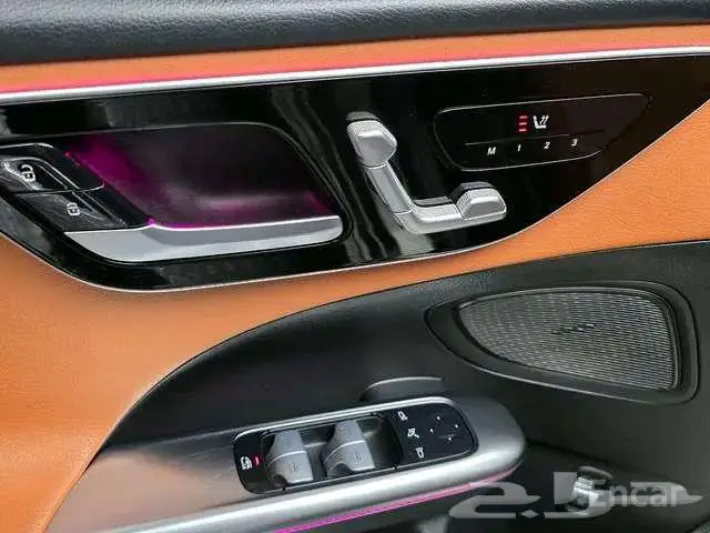 مرسيدس C300 2023 5