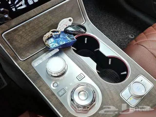 جينيس GV80 2024 8