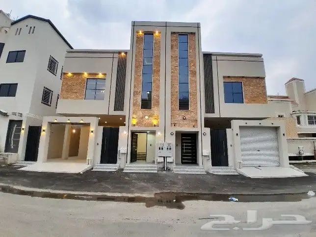 للبيع روف علوي مع ملحق تشطيبات فاخره حي النزهة من 700الف 0