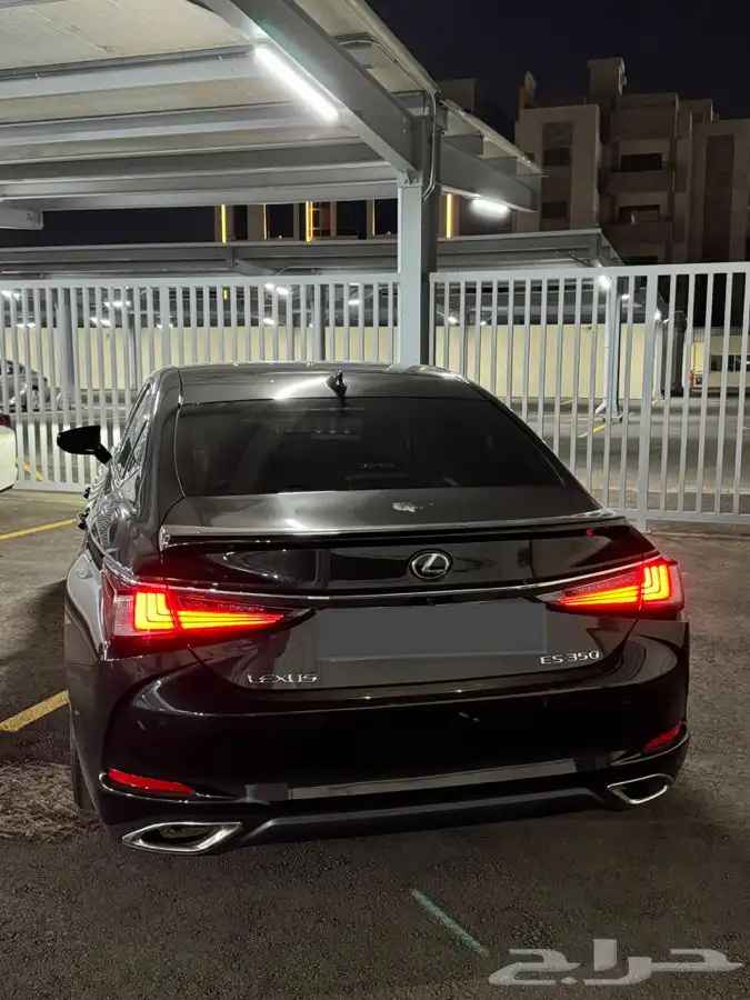 لكزس ES350DD 2024 سعودي 4