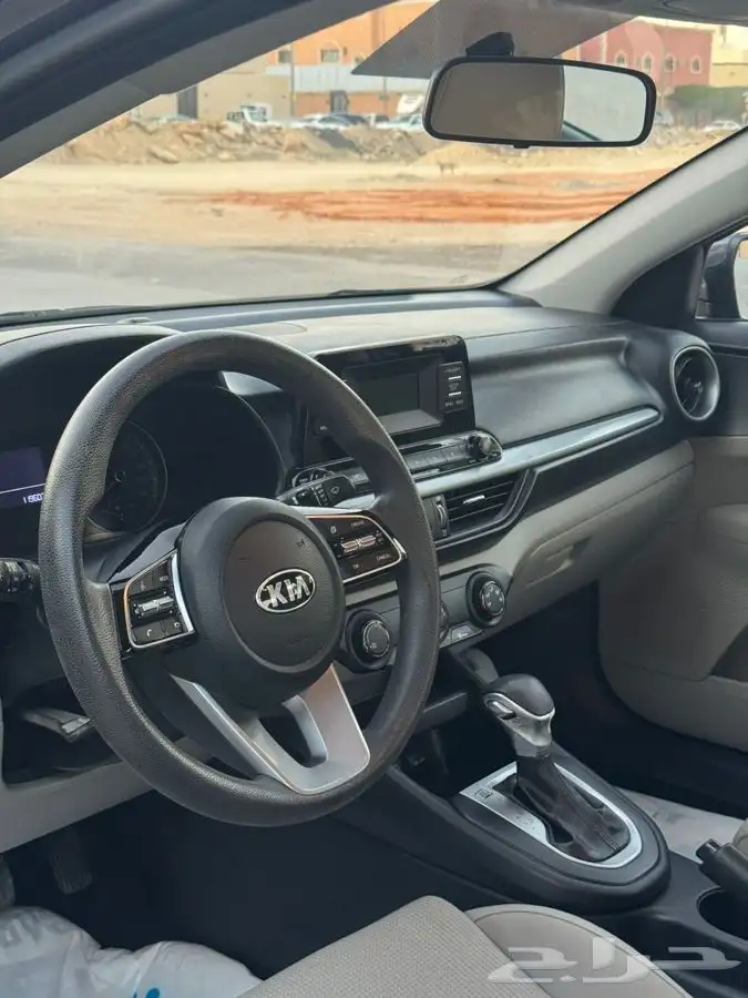 كيا سيراتو 2019عداد قليل وشبه جديده 16