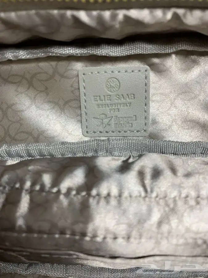 شنطة الخطوط السعودية للدرجة الاولى نسائي 4