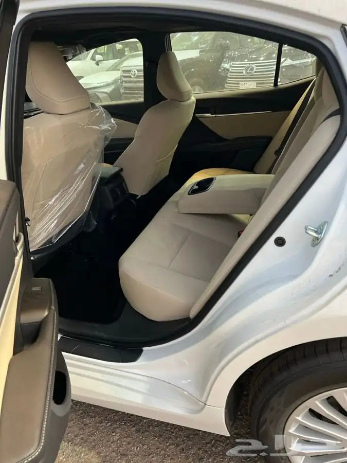 تويوتا كامري 2025 بنزين LE فتحه السعر 122000 7