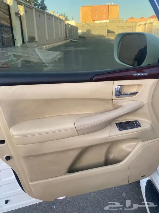 جيب لكزس 2010 9