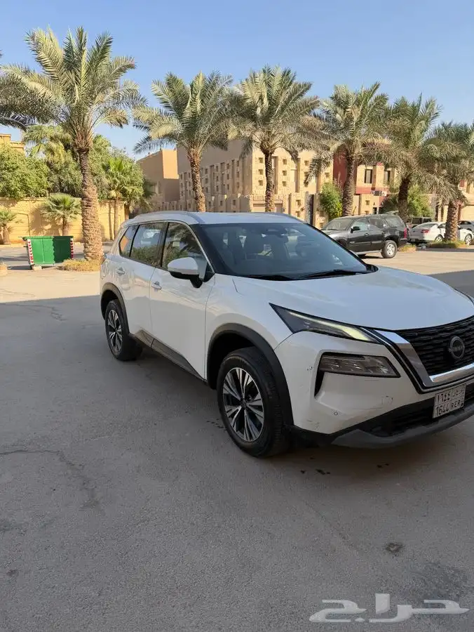 اكس تريل 2023 2