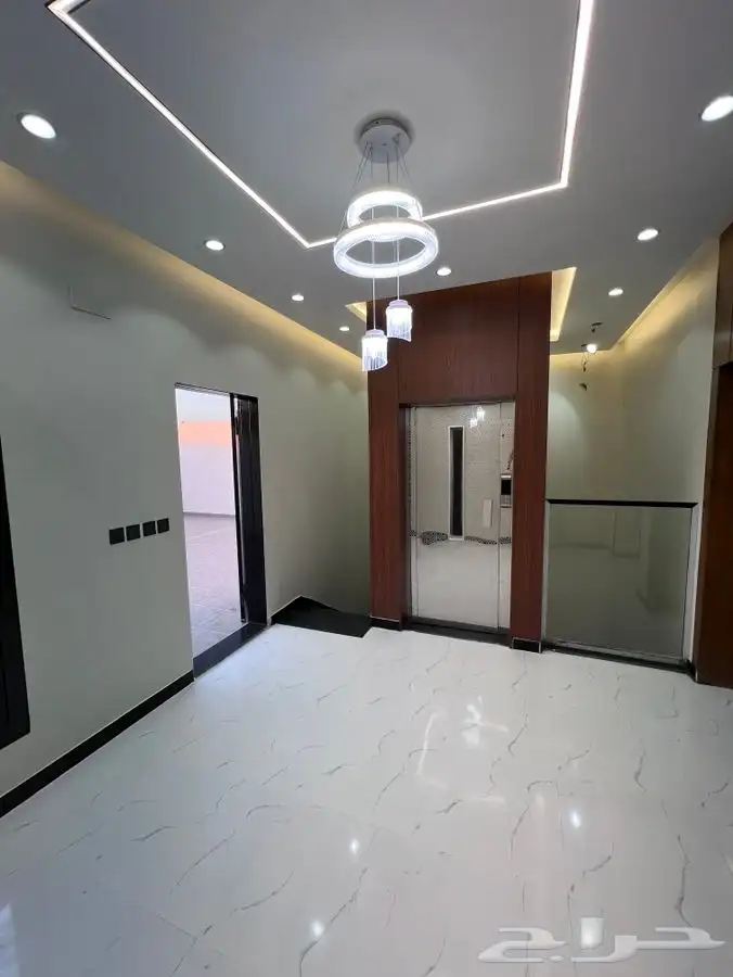 فيلا نص ارض للبيع حي الصفا 13