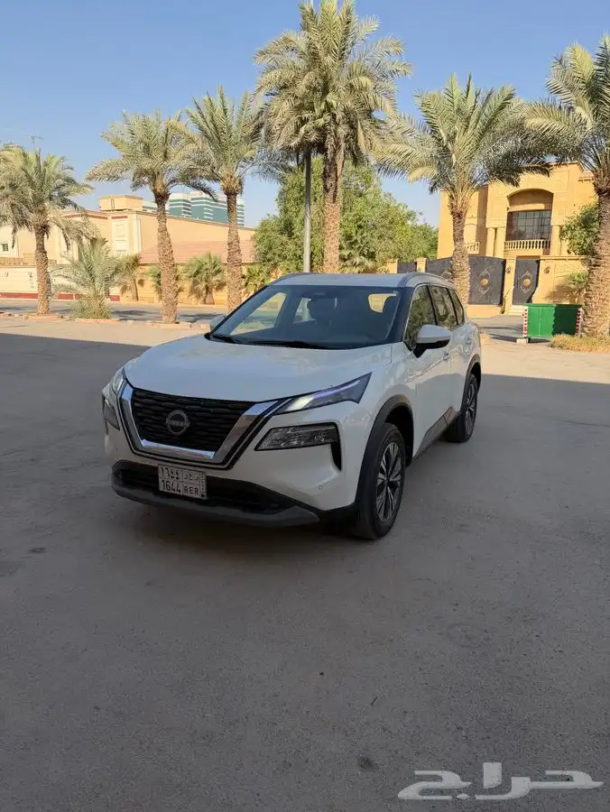 اكس تريل 2023 4