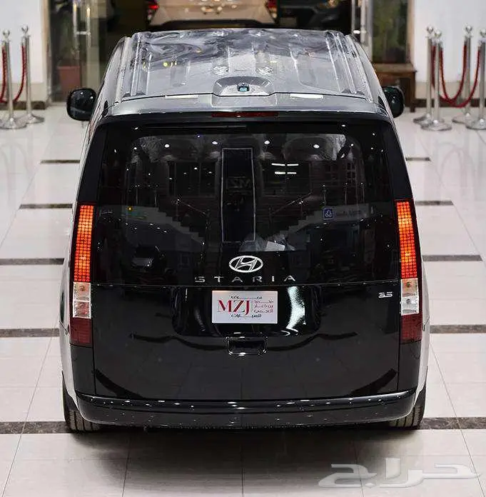 هيونداى ستاريا _ 2026 _( بنزين 9 راكب اوتوماتيك ) 4