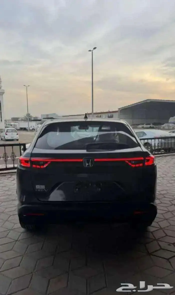هوندا HRV نص فل 2025 9