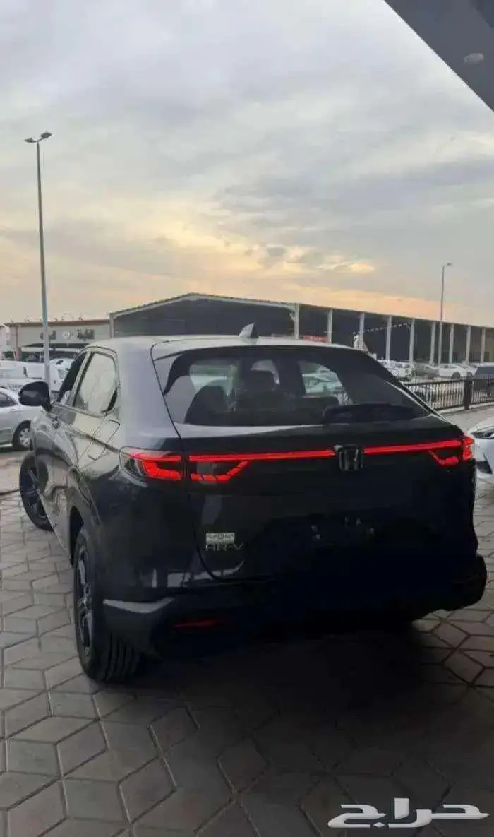 هوندا HRV نص فل 2025 8