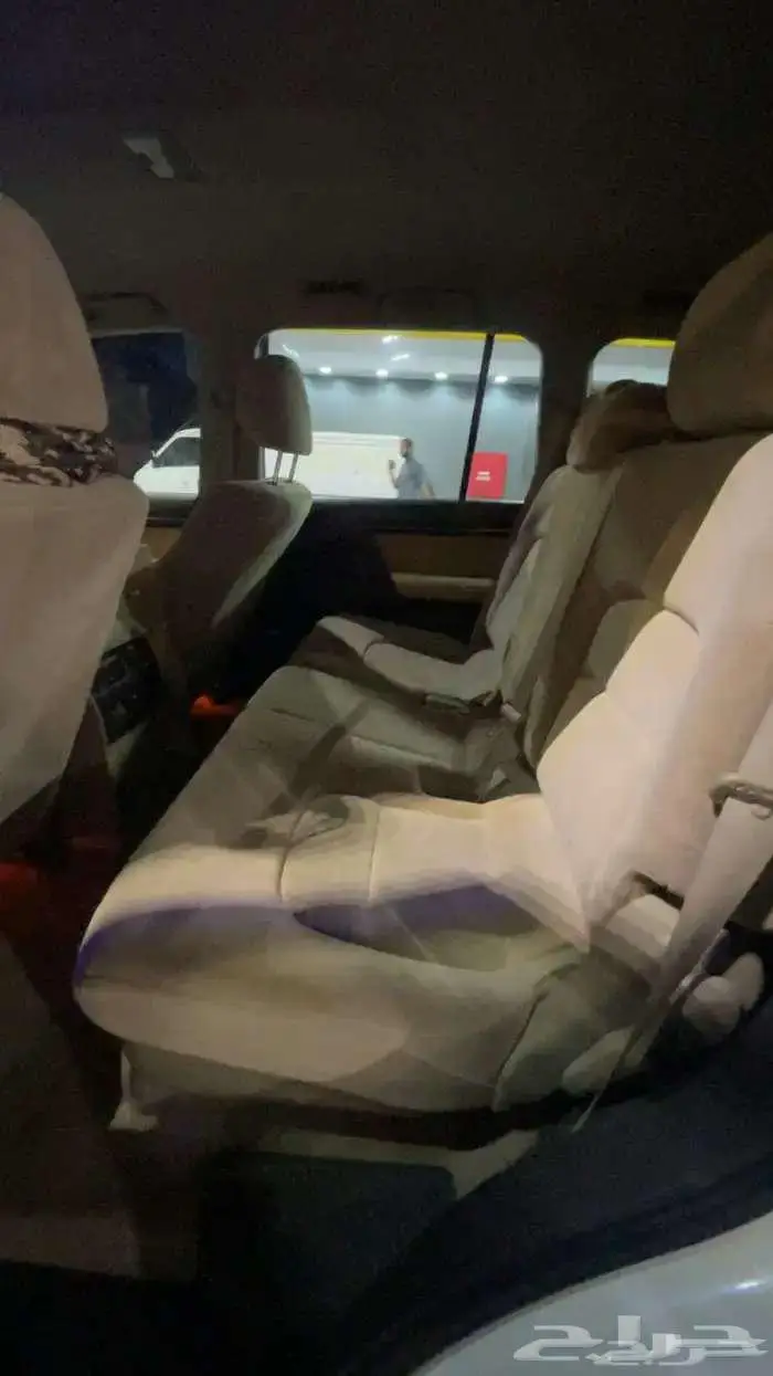 لاندكروزر الصخرة ونش دفلك سبير علاق مجهز للبر 16