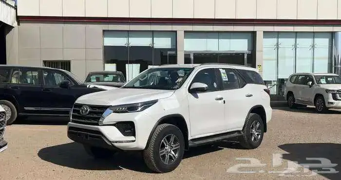 تويوتا فورتشنر GX2 بنزين دبل 2025 باقل الاسعار 0