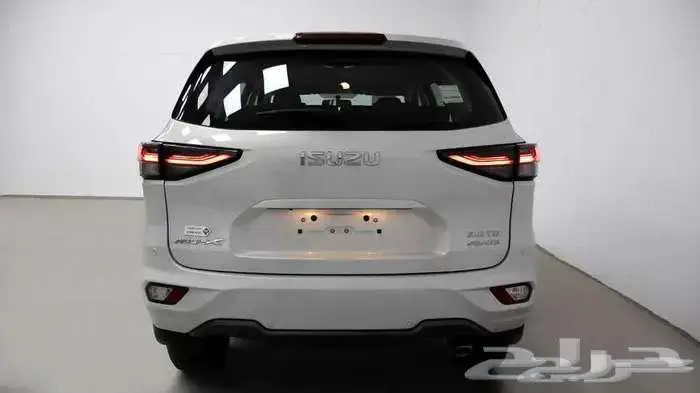 ايسوزو فل كامل دبل مفتاح 2024 8