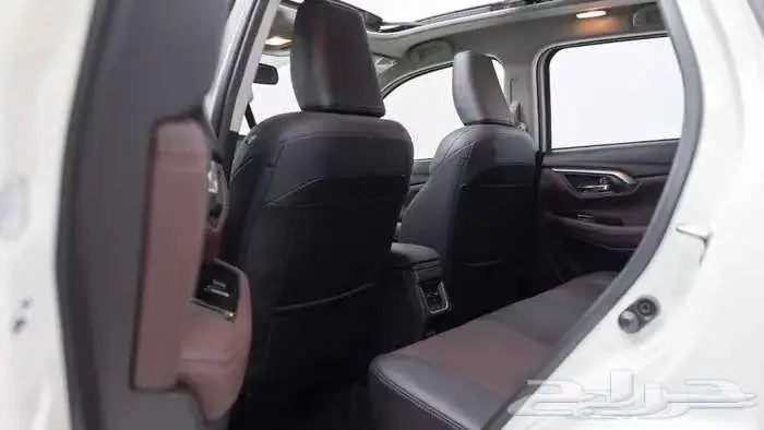 تويوتا أوربان كروزر موديل 2026 فل كامل 5