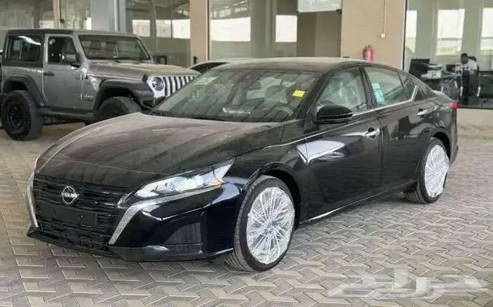 العراقة والتميز نيسان التيما SV نص فل 2026 6