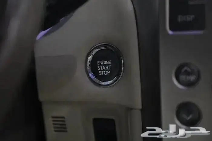 ليكزس GX460 فل كامل فتحة سقف جلد موديل 2010 15