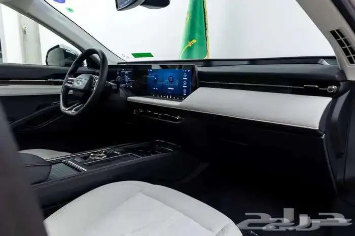 فورد تورس تيتانيوم 2026 5