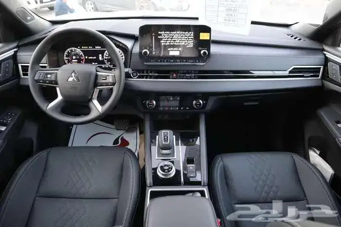 ميتسوبيشي اوتلاندر 2025 5