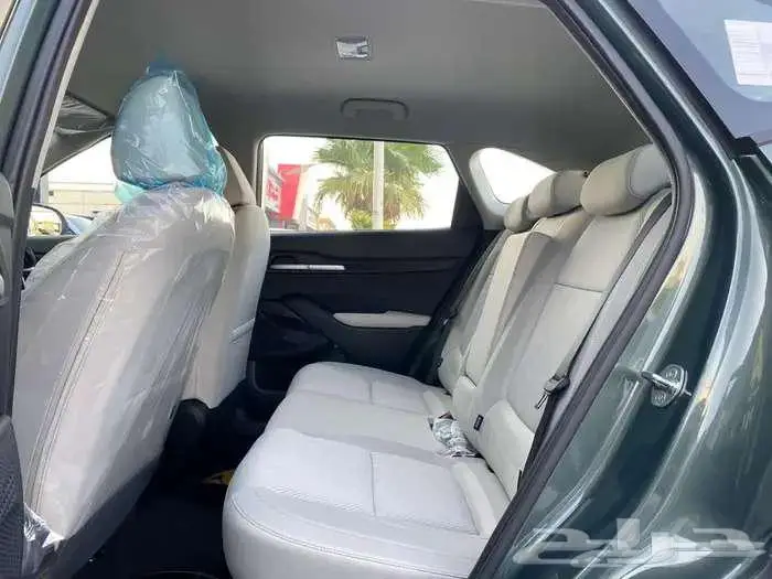 كيا سيلتوس GLS 2026 اللون زيتي 1